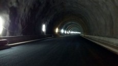 Obras de asfaltado en los túneles de la nueva carretera