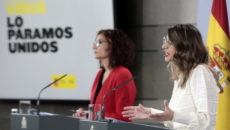Ministras María Jesús Montero y Yolanda Díaz (Foto: Pool Moncloa/JM Cuadrado)